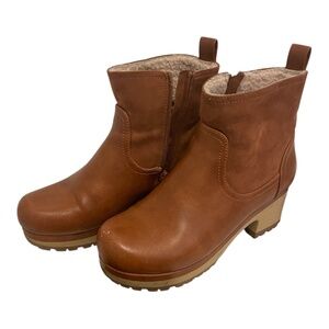 Universal Thread Faux Leather Ankle Boots – Size 7